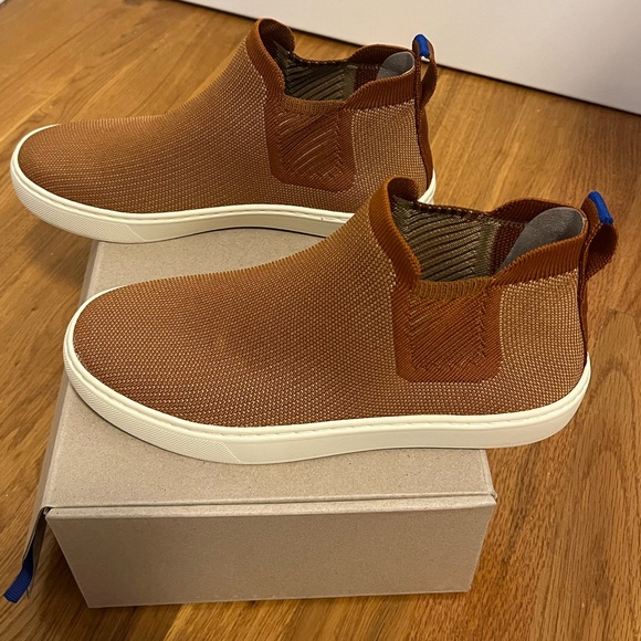 NWT Rothy’s Chelsea Boots in Fawn - Picture 2 of 9